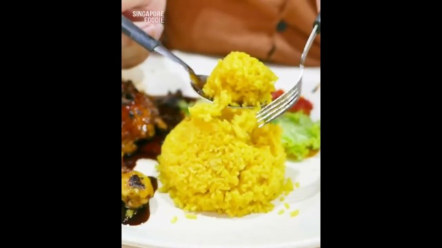 'Street Food Grilled Chicken Di Singapore'