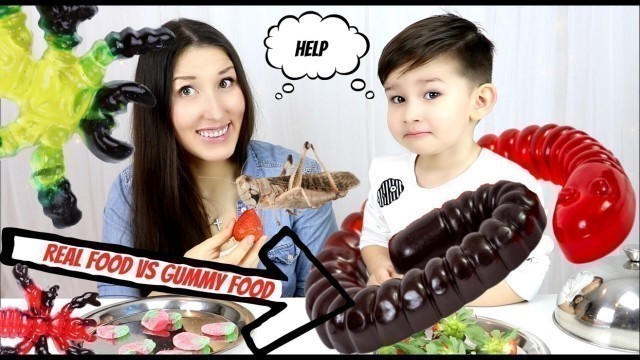 'REAL vs GUMMY food gross challenge GIANT WORM ГИГАНСКИЙ ЧЕРВЯК обычная еда против мармелада челлендж'