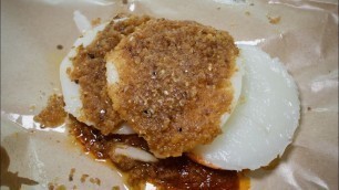 'The most popular CHWEE KUEH (水 粿) in Singapore but how good is it? (Singapore street food)'