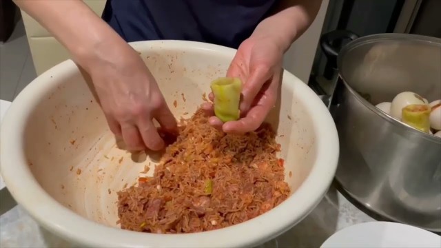 'iraqi/ chaldean/ assyrian food - dolma دولمه'