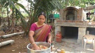 'nattu kozhi kuzhambu || chicken curry || village food recipes'