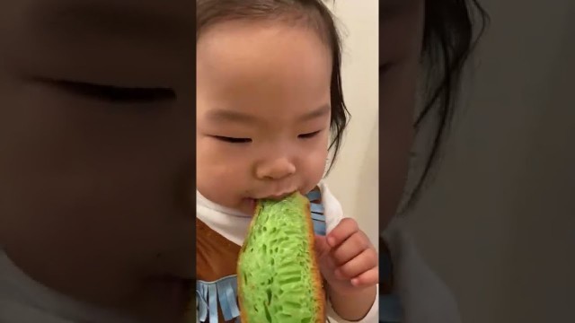 'Hungry toddler tries eating Vietnamese food! #shorts'