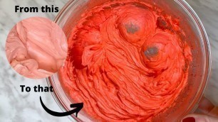 'How To Get BRIGHT RED BUTTERCREAM | No Additional Food Colouring'