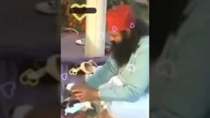 'gurmit Ram Rahim eat food 