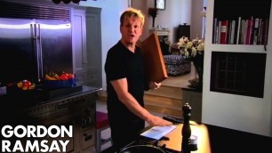 'Gordon Ramsay\'s Kitchen Kit | What You Need To Be A Better Chef'