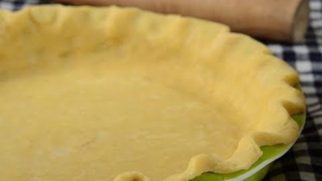 'Pie Crust Recipe Demonstration - Joyofbaking.com'