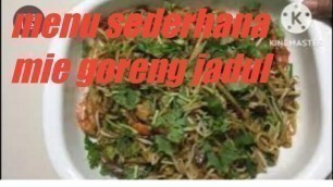 'Masak mie goreng jadul  campur jamur kering#masakankampong#masakanrumahan#nawangmallini'