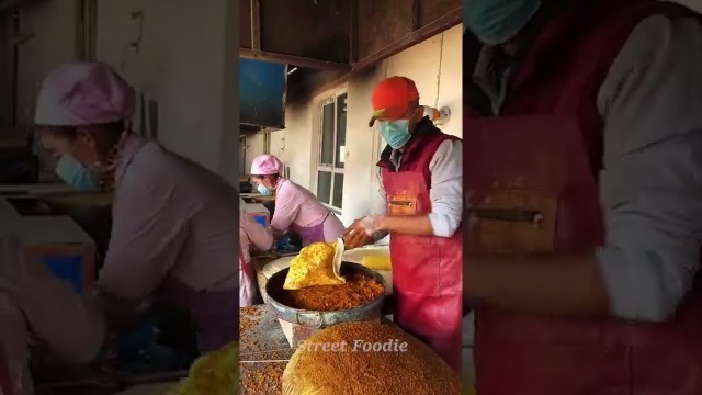 'Popular Food “NANG“ Bread | Street Food in Xinjiang China'