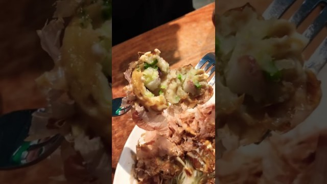 'WHAT’s INSIDE JAPANESE STREET FOoD TAKOYAKI⁉️