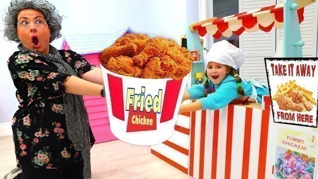 'Ruby and Bonnie Fried Chicken Drive Thru with Food Toys'