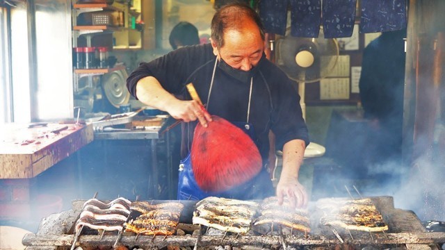 'うなぎ 田代の1日に密着 - 職人の早捌き - Day in the Life of a Grilled Eel Master - Japanese Street Food'