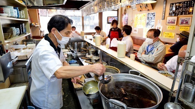 '衝撃の天ぷら注文さばき！常連が殺到する素朴な大衆うどん蕎麦屋の1日丨Japanese Noodles Udon Soba'