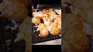 'Japanese street food.. Takoyaki'