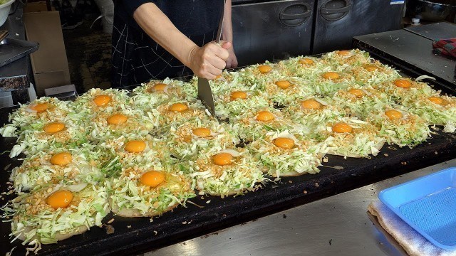 '일본 오코노미야끼 장인 / japanese okonomiyaki master - japanese street food'