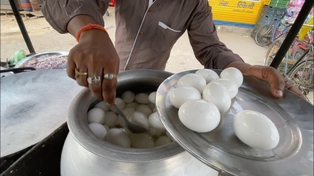 'Popular Boiled Egg Fry of Bihar | Indian Street Food'