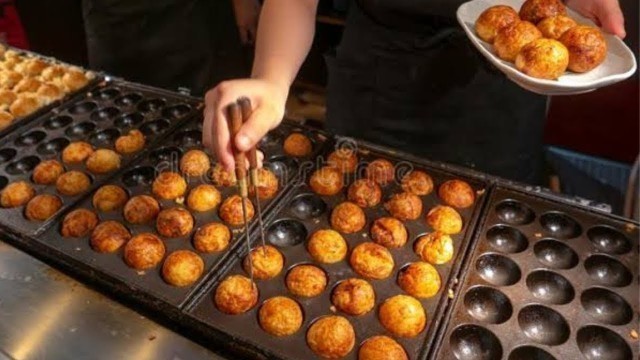 'How to order takoyaki Japanese street food in Japanese | Customer service in Japan'