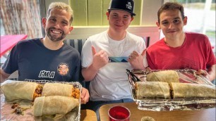 'HUGE 8lb Burrito Challenge - Cafeteria La Veracruzana! Man Vs Food! (@scotteats5452 holds Record!)'