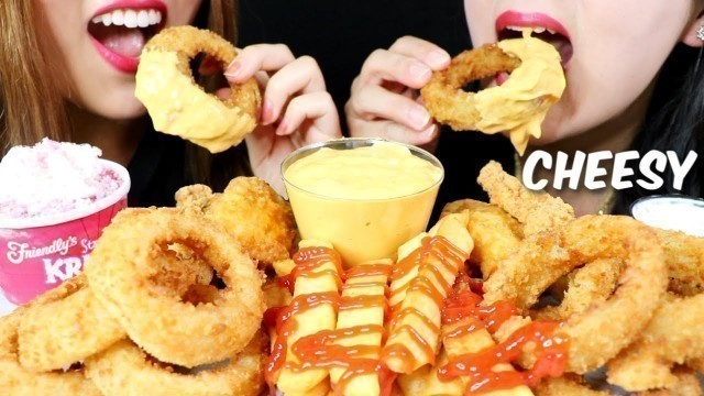 'ASMR CHEESY FRIED FOOD FEAST (ONION RINGS + FRIED CHICKEN + FRIES) 리얼사운드 먹방 | Kim&Liz ASMR'