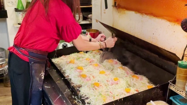 'Japanese Street Food - Okonomiyaki - 1＄'