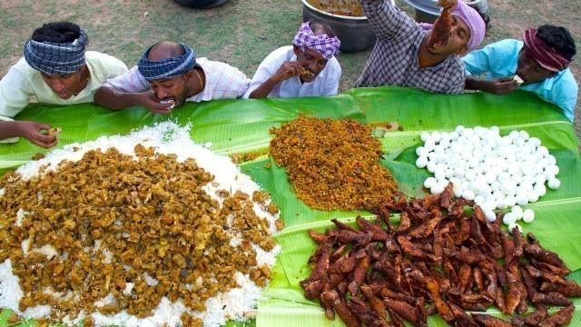 'VILLAGE MARRIAGE FOOD | Mutton Curry | Fish Fry | Boiled Egg Raththa Poriyal | Village Function Food'