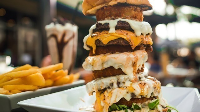 '10 Minute Clutch Burger Challenge | Man vs Food'