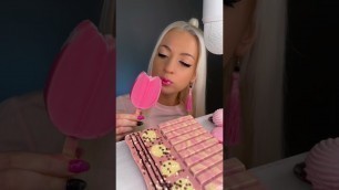 'EATING ICE CREAM, PINK FOOD, ASMR, MUKBANG #shorts'