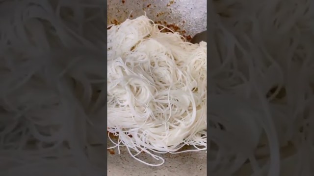 'Bihun goreng Singapore 