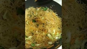 'BIHUN GORENG HAU CE || BAHAN MURCE RACA OCEE #shorts'