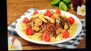 'bihun goreng ,mie goreng,tahu cabe garam,kailan bawang putih dimasak dengan teknik Chinese food'