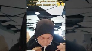 'belajar jadi food reviewer ☺☺'