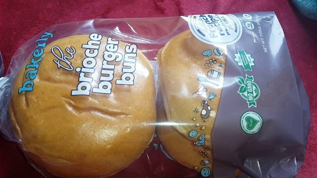 'Brioche burger buns from imperfect foods / imperfect produce Reviewed'