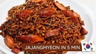 'MEMBUAT MIE JAJANGMYEON RAMDON 5 MENIT SAJA. INI BUKAN MIE KOREA BIASA'