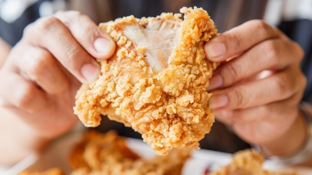 'Fast Food Chicken Chains Ranked Worst To Best'