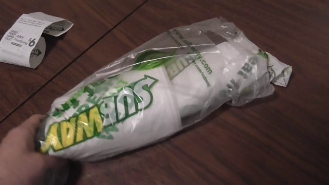 'Fast Food Reviews!! Subway\'s Chicken Bacon Ranch Melt!! $6 Dollar Subs!!'