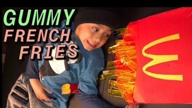 'DIY GIANT GUMMY FRENCH FRIES ! 