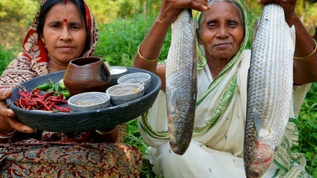 'Nadir tatka Parshe Macher Jhol cooking by our Grandmother | Village Food'