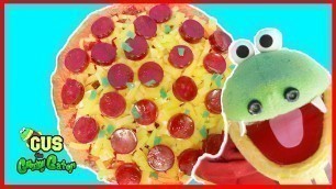 'DIY GIANT GUMMY PIZZA!! Gummy Vs. Real Food Challenge!'