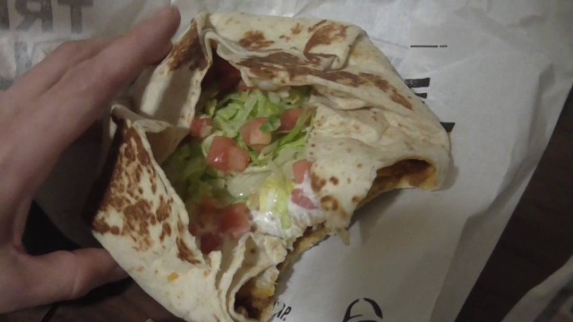 'Taco Bell Triple Double CrunchWrap Box!! Mukbang Tryout!! Fast Food Reviews Alpena Michigan 2017'