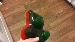 'How to make a half sour half normal giant gummy bear'