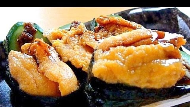 'Eating Japanese food Sushi \"Uni nigirizushi\" Sea urchin (ASMR)'