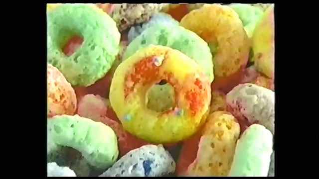 'Jungleberry Swirls Froot Loops + Kellogg\'s Food Pyramid Game Lunchbag commercial (1999)'