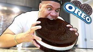 'GIANT GUMMY OREO!! Learn How to Make DIY Edible GIANT FOOD! (WORLD RECORD CANDY)'