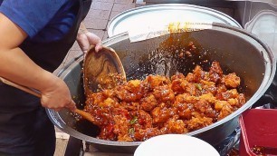 'very famous Sweet and Spicy Chicken - Korean Street Food / 신포닭강정'