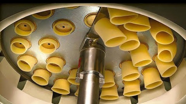 'Crazy food processing machine | Pasta & Pizza Processing'