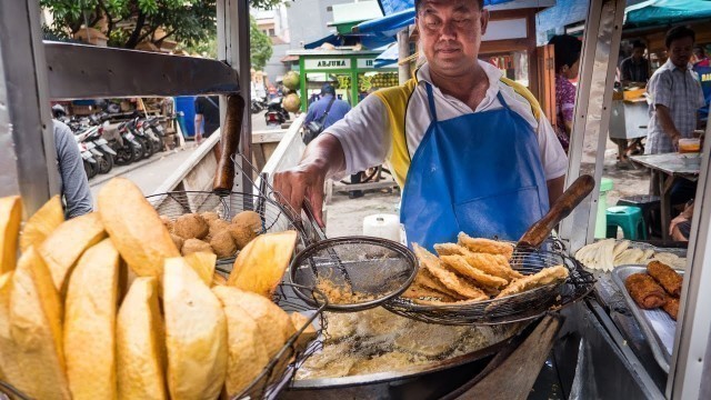 'Indonesian Street Food Tour of Glodok (Chinatown) in Jakarta - DELICIOUS Indonesia Food!'