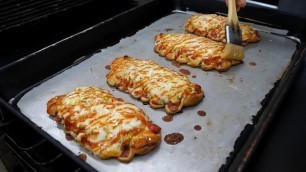 'Sausage Pizza Bread - 소세지 피자빵 - Korean Street Food'