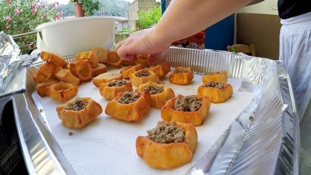 'Italy Street Food. Cooking Fried Pastries from Sardinia'