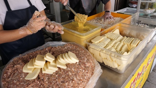 '수제 떡갈비로 만든 치즈돈까스 / homemade Tteokgalbi, cheese pork cutlet - korean street food'