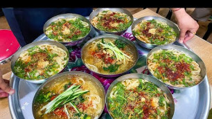 '여름오면 난리나는 시원 쫄깃 냉칼국수?! 자리 없어 못먹는 곳 Kalguksu / Korean street food'