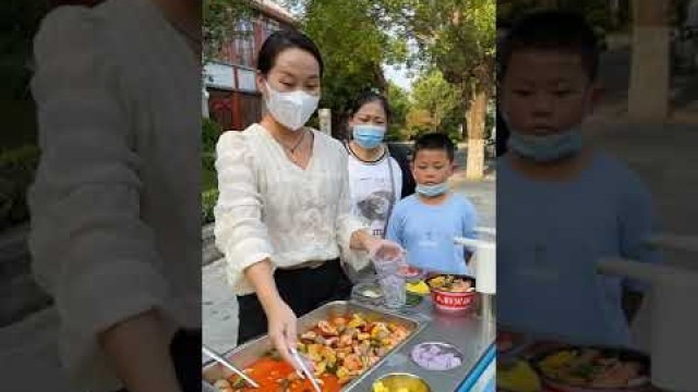 'Taiwanese Street Food Liuhe Tourist Night Market #shorts EP6'